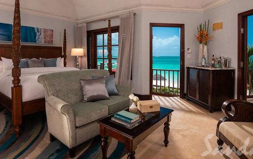  Caribbean Honeymoon Beachfront Butler Suite - OHS (7)